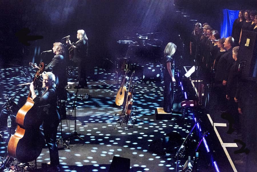 Show of hands with Lost Sound Chorus (Photo by Judith Burrows)