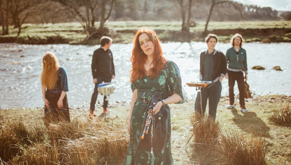 Kathryn Tickell and The Darkening